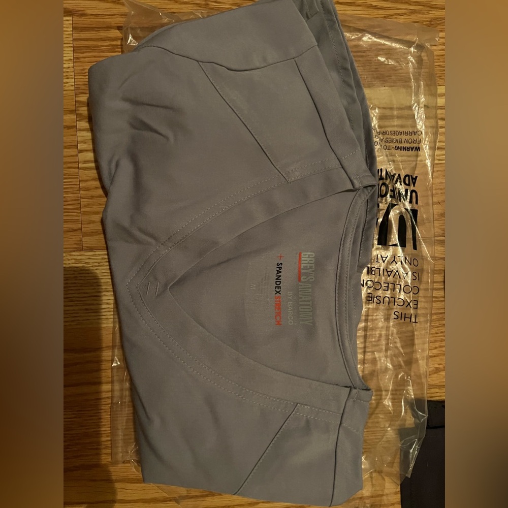 greys anatomy scrub top